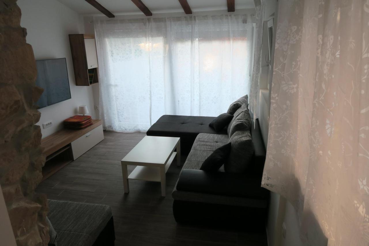 Holiday Home Ljubicic Baška Kültér fotó