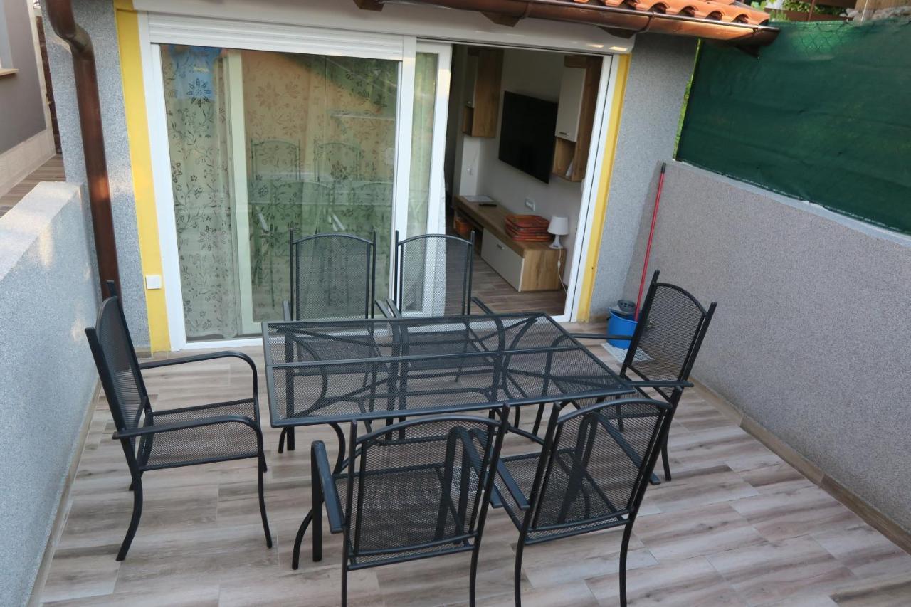 Holiday Home Ljubicic Baška Kültér fotó