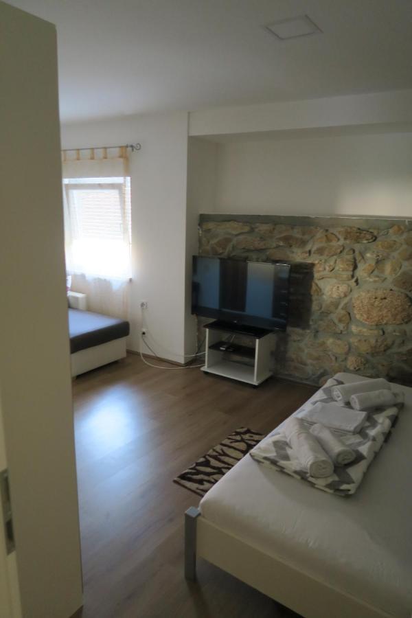 Holiday Home Ljubicic Baška Kültér fotó