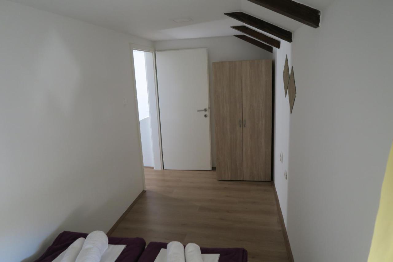 Holiday Home Ljubicic Baška Kültér fotó